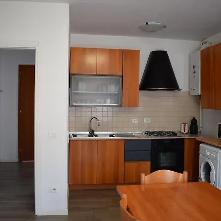 Bardolino Lake Apartments *