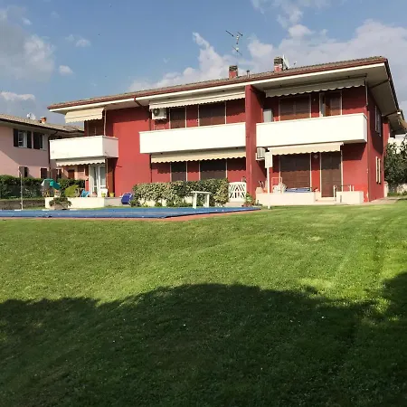 Bardolino Lake Apartments Apartment