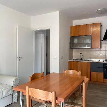 Bardolino Lake Apartments